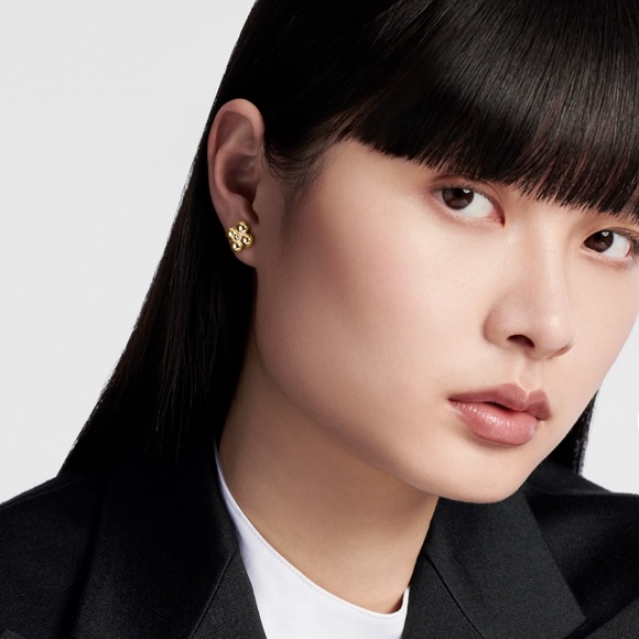 Louis Vuitton Baby Blooms Pierced Earrings - Picture 2 of 7